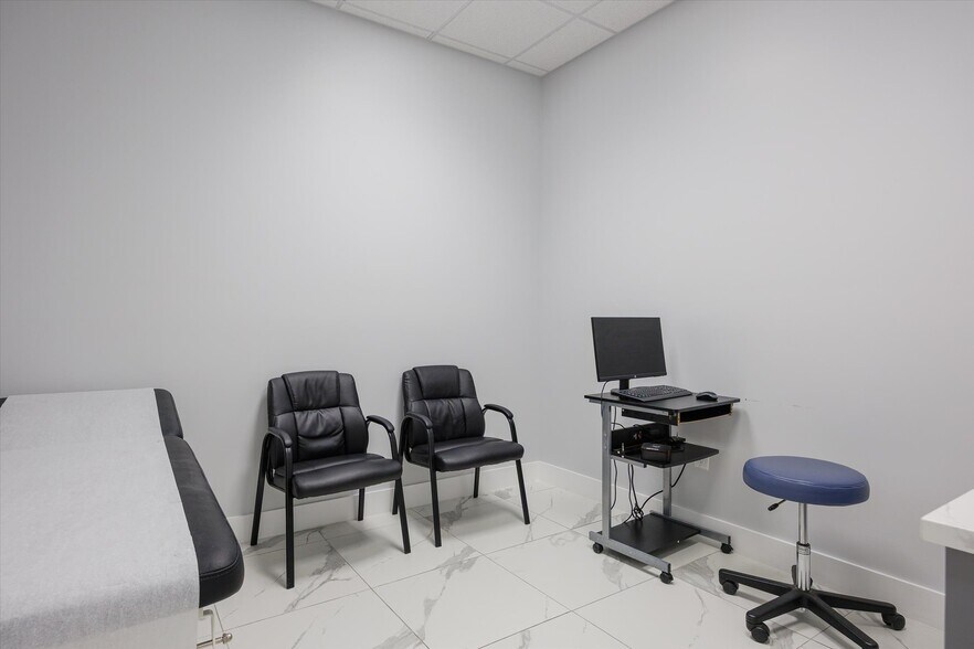 More Photos Of 22904 Lyden Dr, Estero Medical For Sale