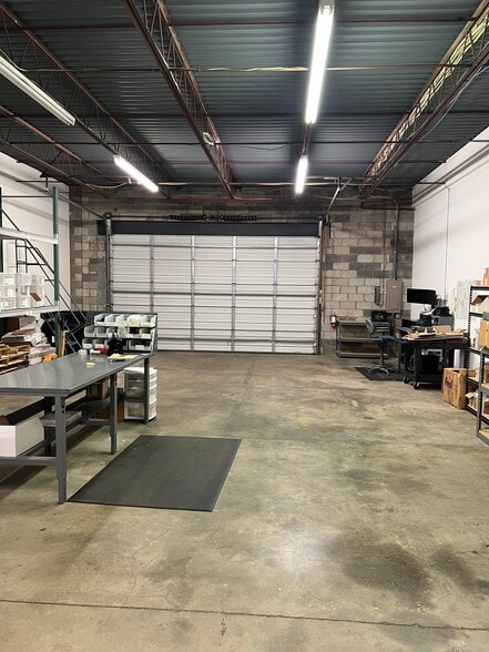 More Photos Of 7421-7441 Whitepine Rd, North Chesterfield Light Distribution For Lease