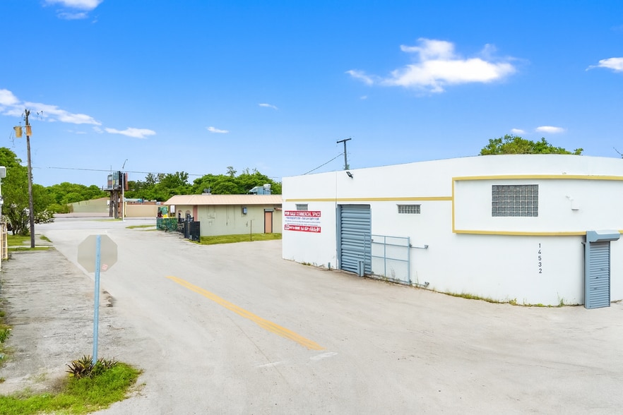 More Photos Of 14532-14540 NW 26th Ave, Opa Locka Warehouse For Sale