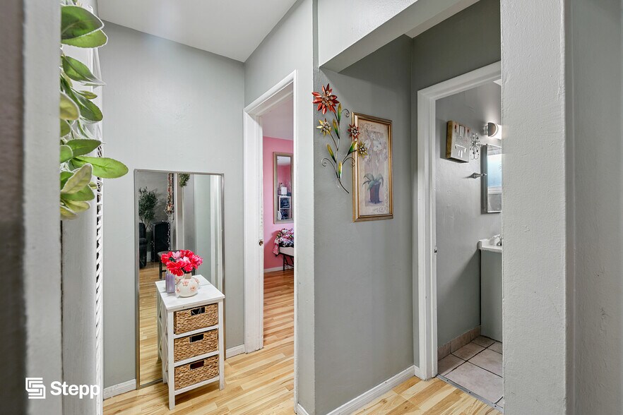 More Photos Of 92 E Louise St, Long Beach Multifamily For Sale
