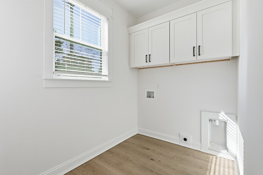 More Photos Of , Savannah Specialty For Sale