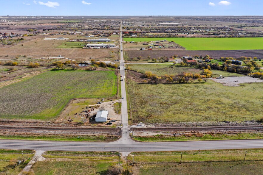 More Photos Of , Ponder Land For Sale