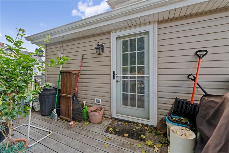 More Photos Of 726 Market St, Beaver Apartments For Sale