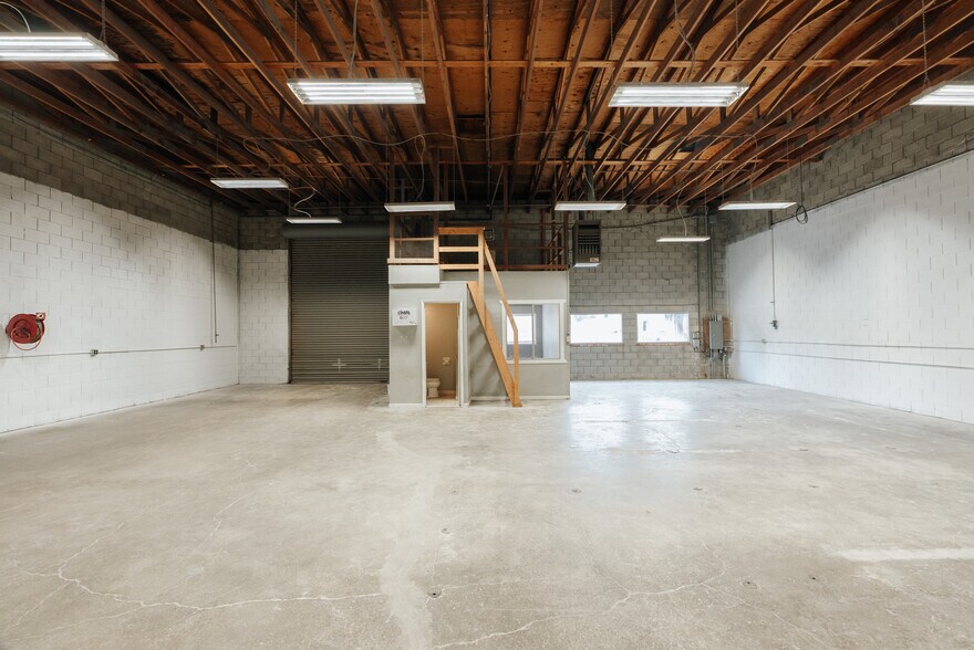 More Photos Of 334 Purissima St, Half Moon Bay Freestanding For Sale