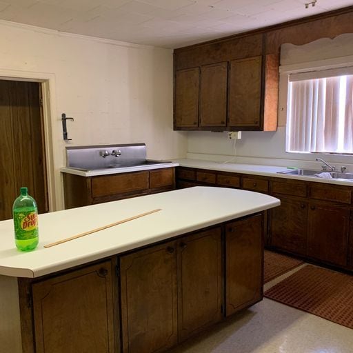 More Photos Of 830 Church St, Kings Mountain Specialty For Sale