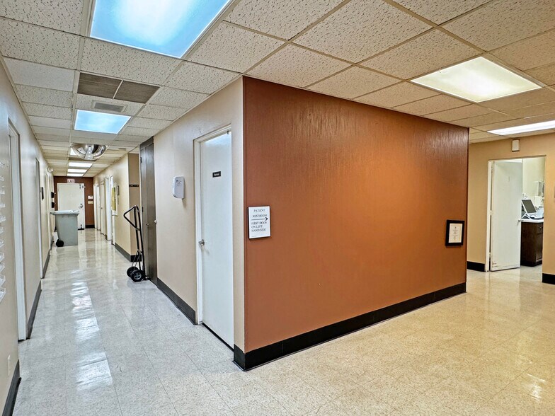 More Photos Of 1904 N Orange Grove Ave, Pomona Medical For Lease
