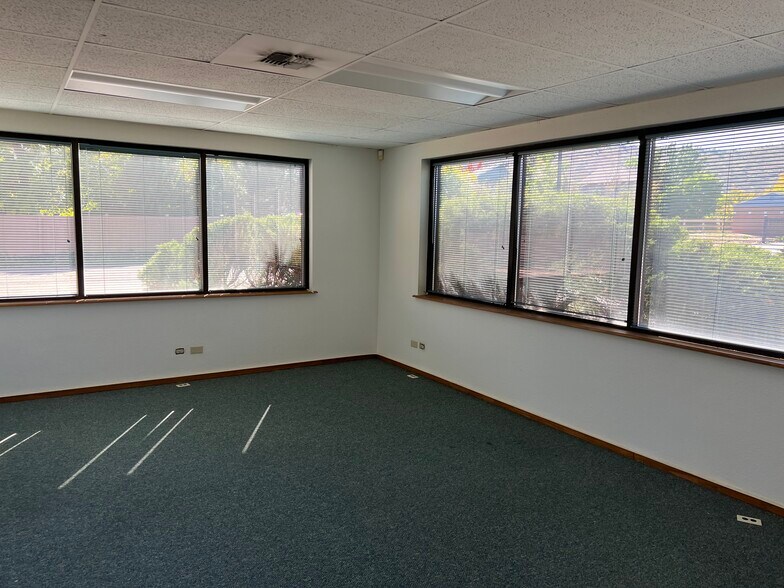 More Photos Of 8420 S Continental Divide Rd, Littleton Light Manufacturing For Lease