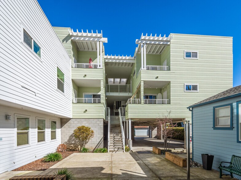 More Photos Of 519 T St, Sacramento Apartments For Sale