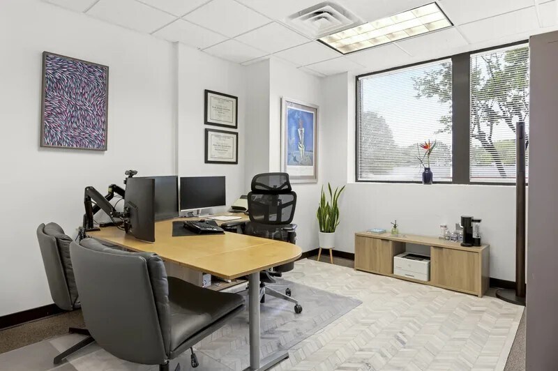 More Photos Of 760 Old Roswell Rd, Roswell Coworking Space