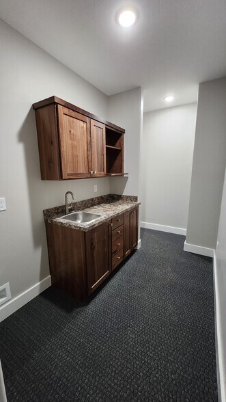More Photos Of TBD 17th St & Midway Ave, Ammon Office For Lease