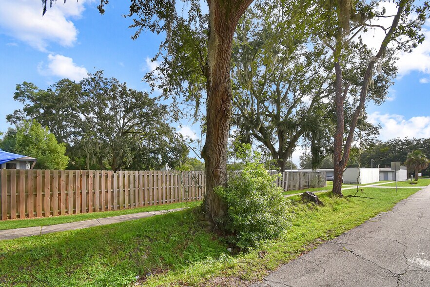 More Photos Of 5798-5816 St Augustine Rd, Jacksonville Unknown For Lease