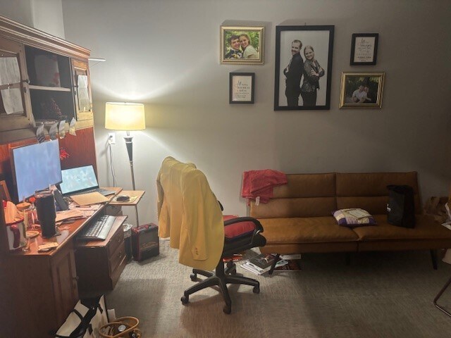 More Photos Of 207 Peach Way, Columbia Flex For Lease