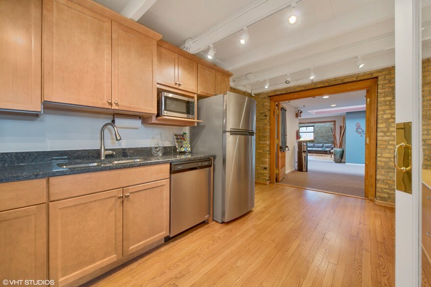 More Photos Of 660 LaSalle Pl, Highland Park Loft Creative Space For Lease