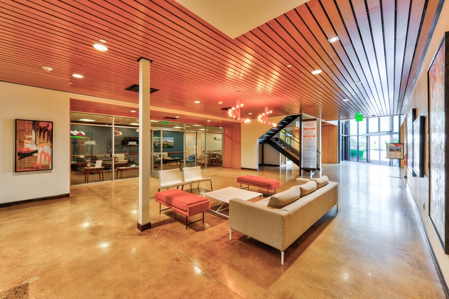 More Photos Of 1259 Lake Plaza Dr, Colorado Springs Medical For Lease