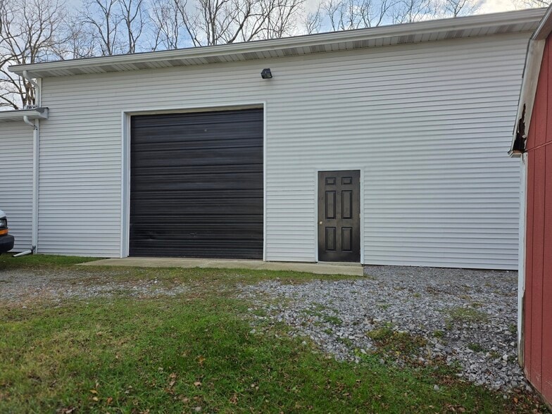 More Photos Of 7570 Seneca St, East Aurora Office For Sale