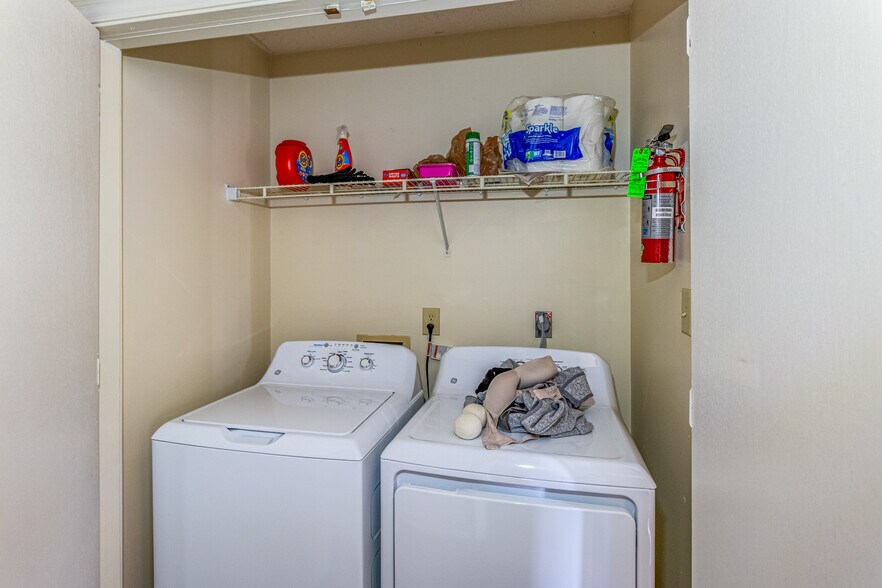 More Photos Of 291 Dunbar Cave Rd, Clarksville Multifamily For Sale