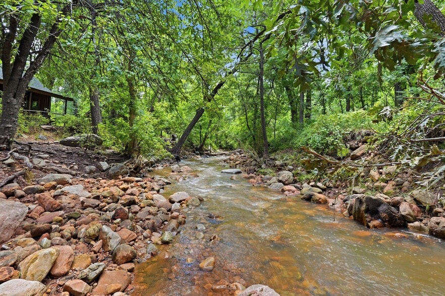 More Photos Of 1355 E Christopher Creek Loop, Payson Hotel For Sale