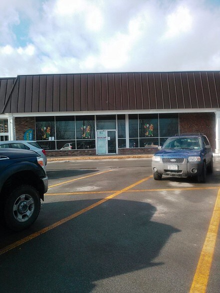 More Photos Of 180 Broadway, Whitehall Unknown For Lease