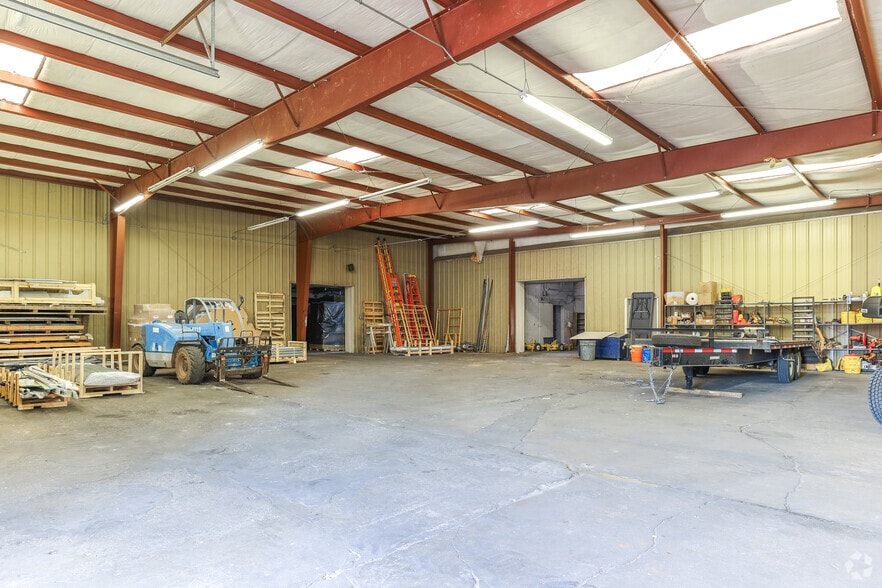 More Photos Of 711-725 SW 4th St, Oklahoma City Service For Sale