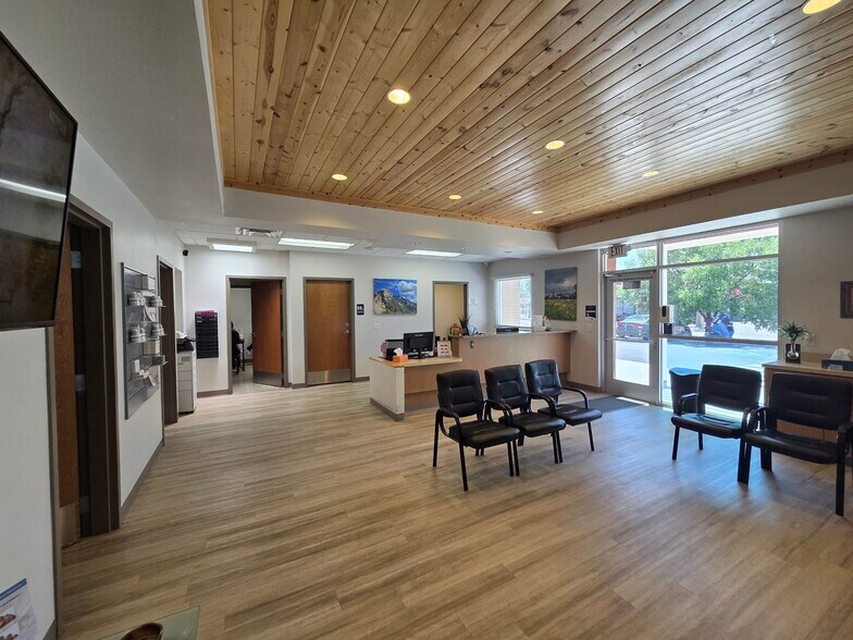 More Photos Of 1300 Wyoming Blvd NE, Albuquerque Office For Sale