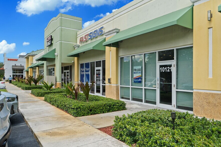 More Photos Of 10101-10181 W Commercial Blvd, Fort Lauderdale Unknown For Lease