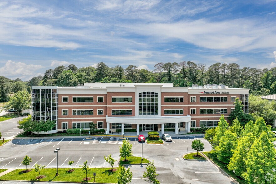 More Photos Of 555 S Independence Blvd, Virginia Beach Office For Lease