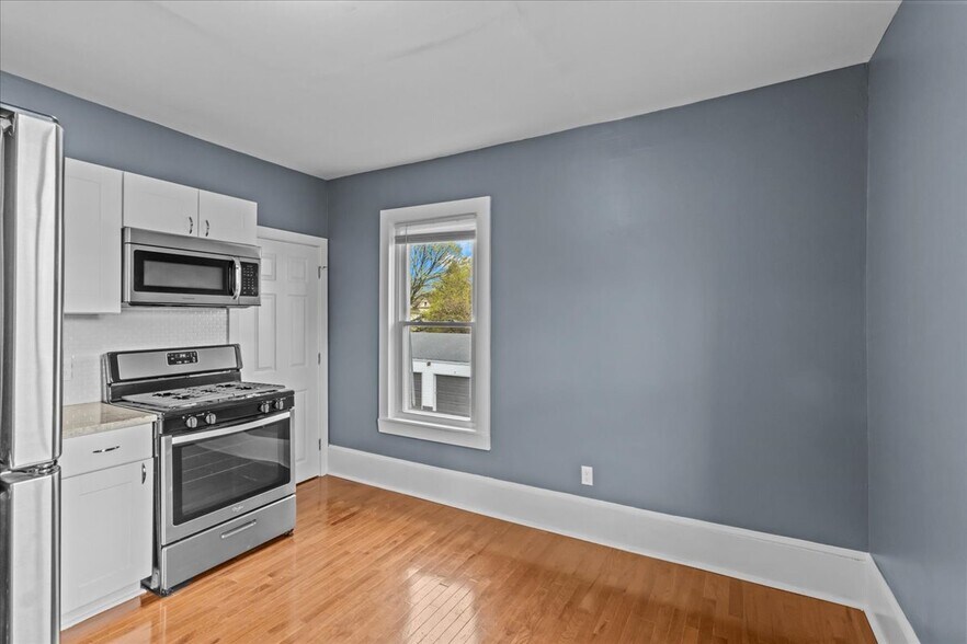 More Photos Of 816 Collings Ave, Collingswood Apartments For Sale
