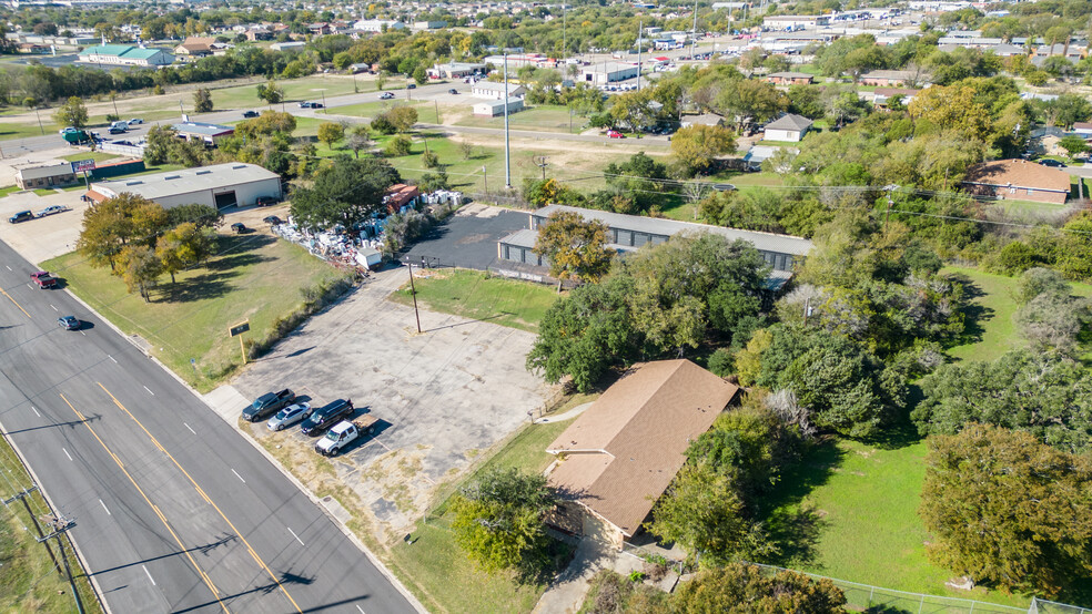 More Photos Of 405-407 S Twin Creek Dr, Killeen Self Storage For Sale