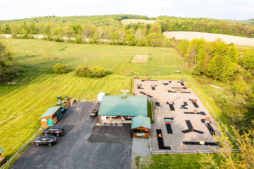 More Photos Of 1364 County Highway 12 rd, Mount Vision Storefront For Sale