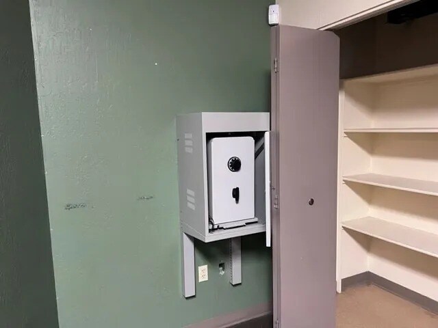 More Photos Of 135 E Ray Rd, Chandler Unknown For Lease