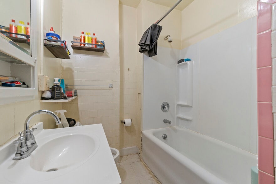 More Photos Of 3211 Guilford Ave, Baltimore Apartments For Sale