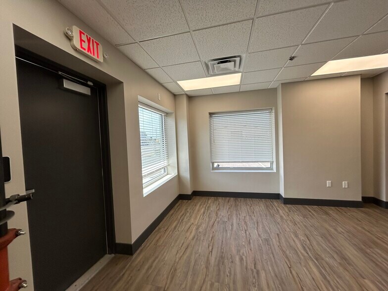 More Photos Of 503-519 Millennium Park Ln, Caldwell Warehouse For Lease