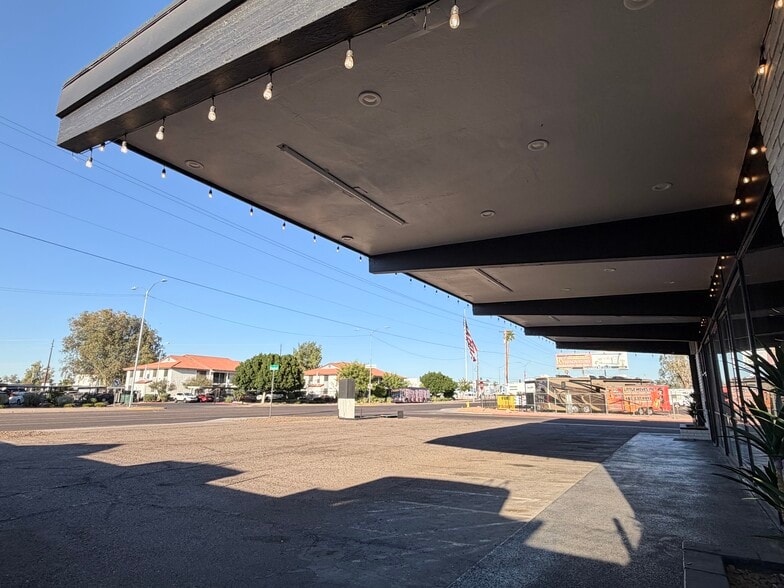 More Photos Of 2111 E Main St, Mesa Freestanding For Sale