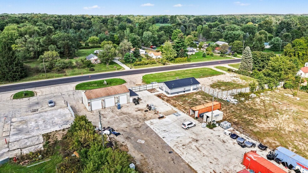 More Photos Of 2610 Imlay City Rd, Lapeer Auto Repair For Sale