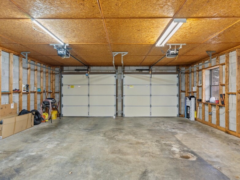 More Photos Of 901 Haven Dr, Dothan Flex For Sale
