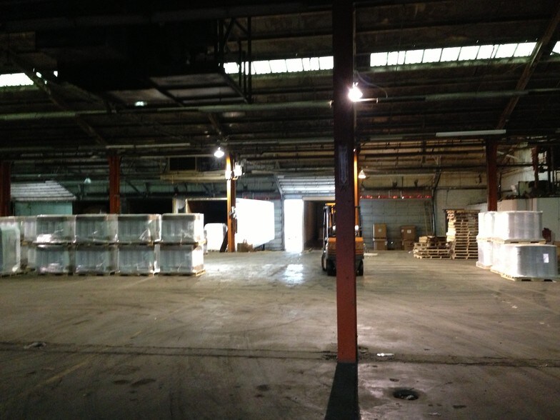 More Photos Of 17877 St Clair Ave, Cleveland Industrial For Sale
