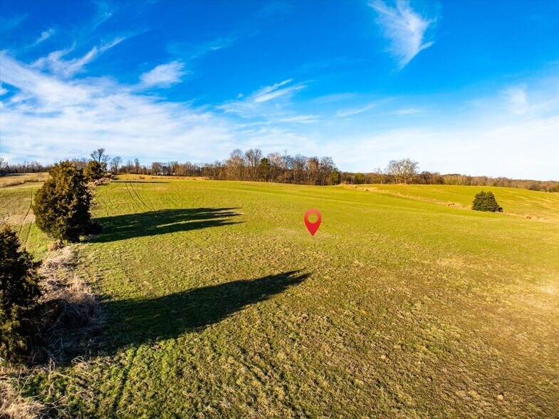 More Photos Of 520 Thorngrove pike, Kodak Land For Sale