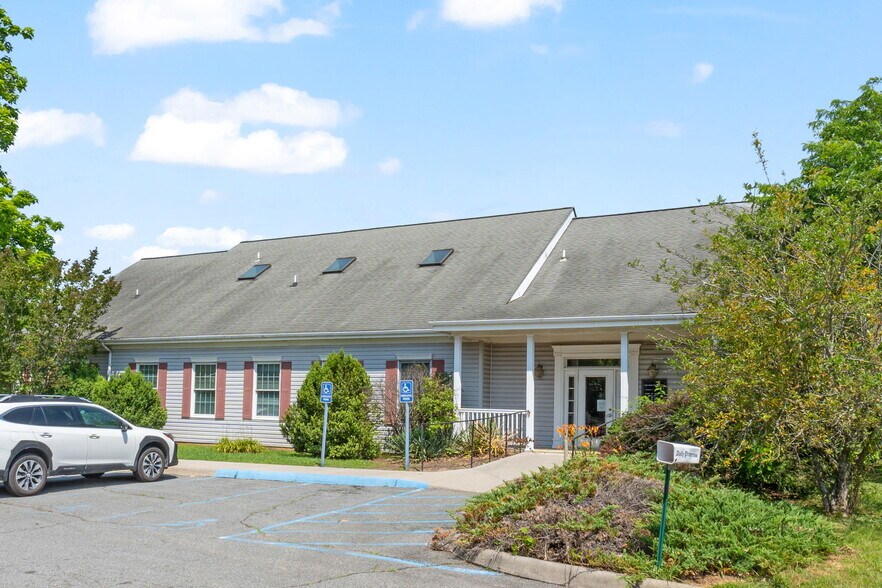 More Photos Of , Fork Union Unknown For Sale