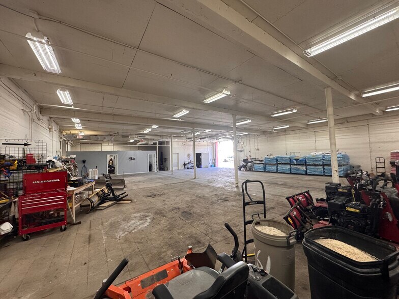 More Photos Of 334 Ontario St, Albany Warehouse For Sale