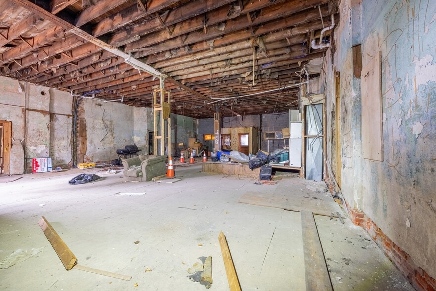 More Photos Of 6928 Superior Ave, Cleveland Apartments For Sale