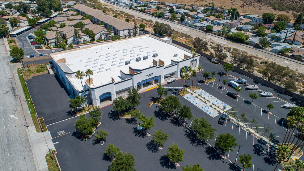 More Photos Of 31970 Castaic Rd, Castaic Freestanding For Sale