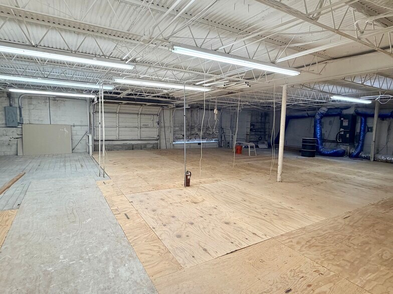 More Photos Of 798 Clearlake Rd, Cocoa Industrial For Lease