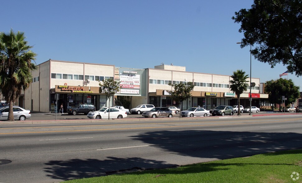 More Photos Of 3868-3876 Crenshaw Blvd, Los Angeles Storefront Retail Office For Lease