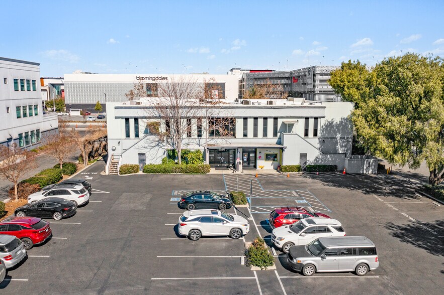 More Photos Of 2858 Stevens Creek Blvd, San Jose Medical For Lease