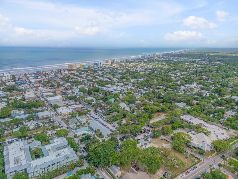 More Photos Of 214 Columbus Ave, New Smyrna Beach Land For Sale