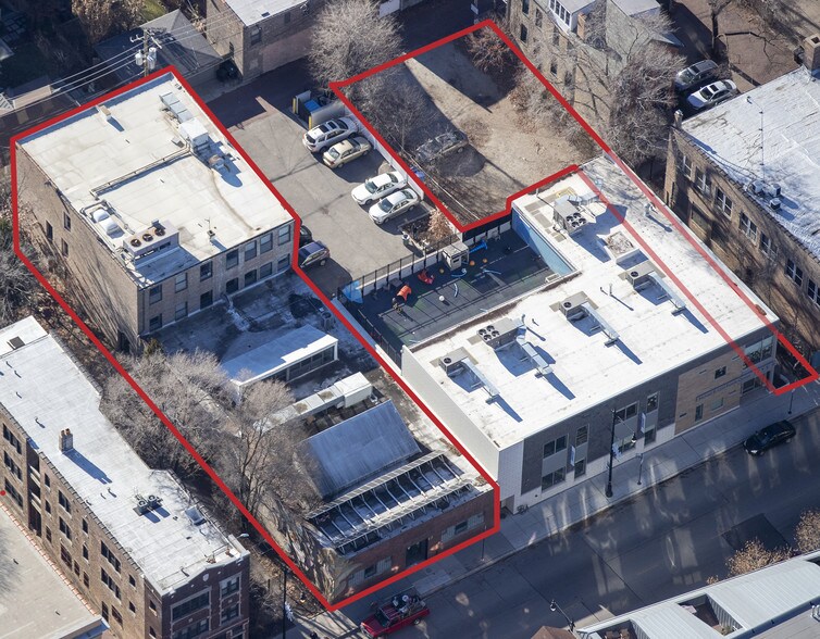 More Photos Of 2125 W North Ave, Chicago Storefront Retail Office For Lease