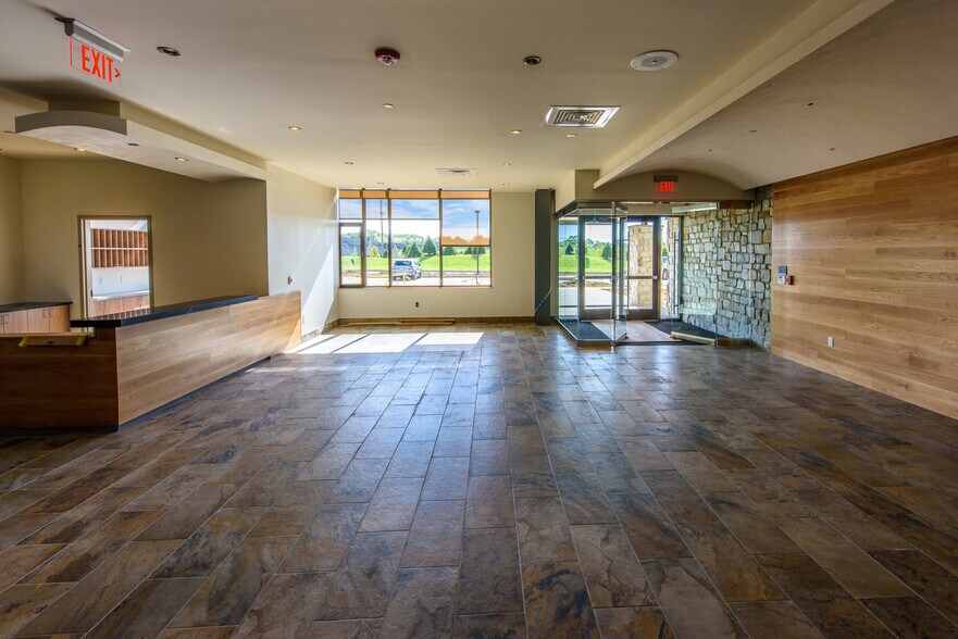 More Photos Of 409 Stenton Ave, Flourtown Office For Sale