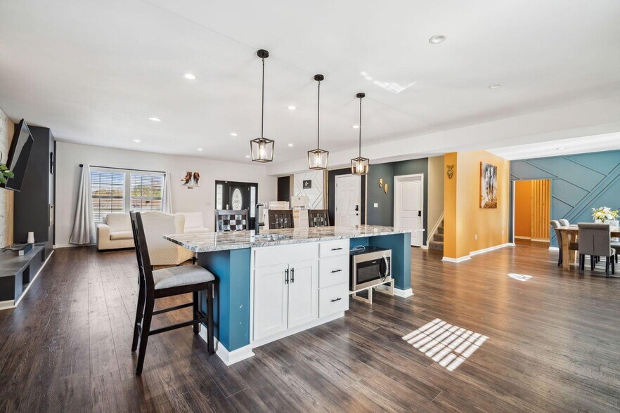 More Photos Of 4677 E Livingston Ave, Columbus Specialty For Sale