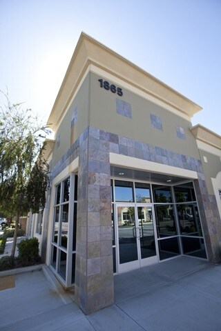 More Photos Of 1865 W Redlands Blvd, Redlands Office For Sale