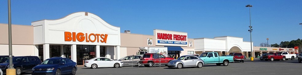 More Photos Of 1426-1528 Military Rd, Benton General Retail For Lease